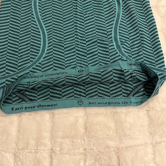 Lululemon Top | Size: 10 | Women | Racerback Tank Top - Picture 6 of 7
